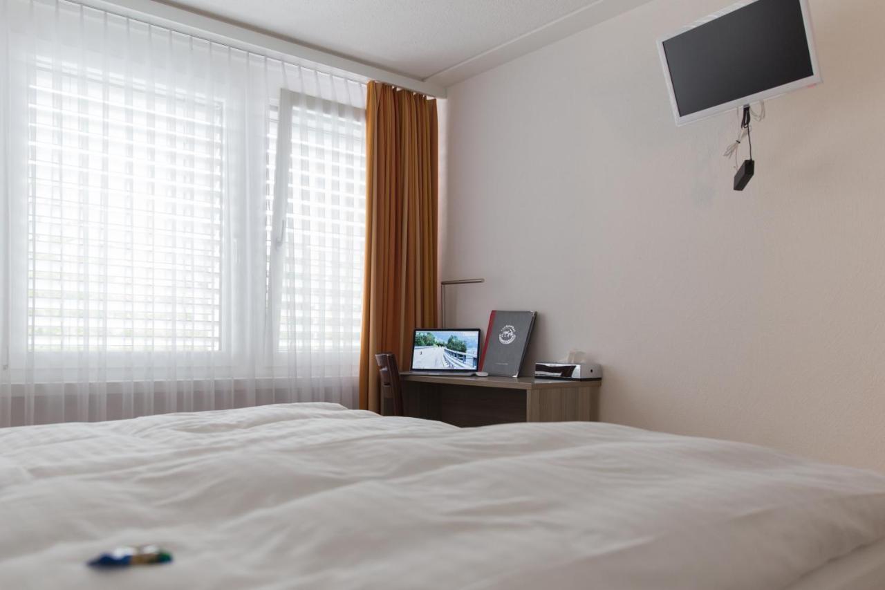 Hotel Schaefli Siebnen Esterno foto