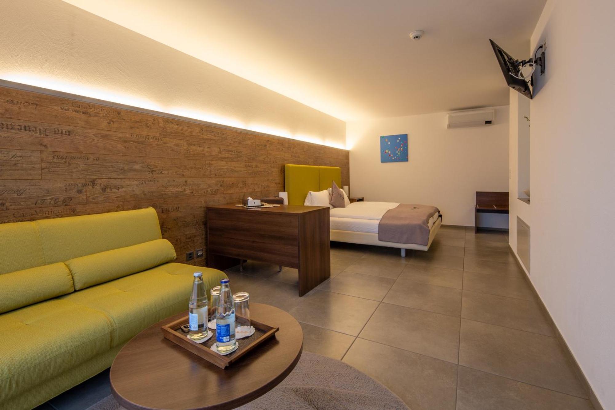 Hotel Schaefli Siebnen Esterno foto